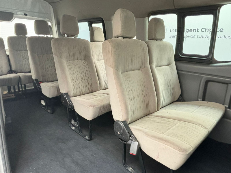 Nissan Urvan NV350 Pasajeros 4 pts. TM5, a/ac., VE, CD, 12 pas. 2016